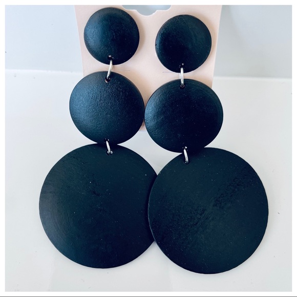 Boho Layered wood round fabulous earrings - Picture 6 of 10